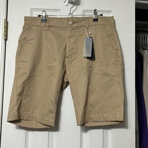 Tailor Store Mens khaki shorts NWOT